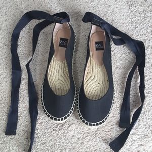 ZAC POSEN Black Lace Up Flat Espadrilles Size 6.5 NEW!